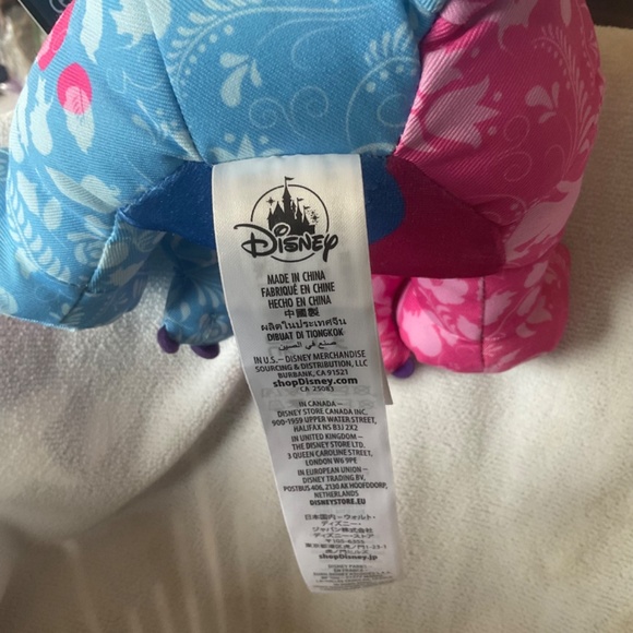 Disneys STITCH CRASHES SERIES ‘’SLEEPING BEAUTY ‘’ PLUSH - Picture 5 of 8